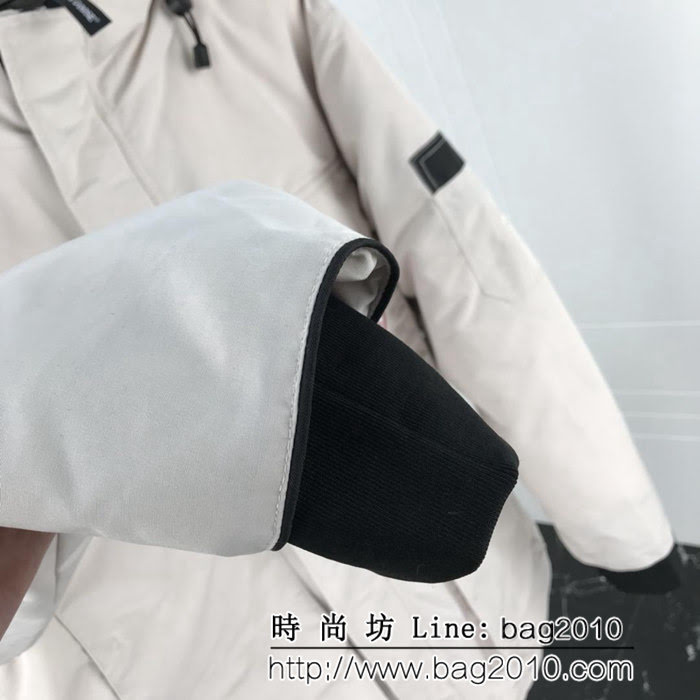 CanadaGoose加拿大鵝 明星同款 胸前章 防寒絨布羽絨服 男女同款 情侶款 ydi1622